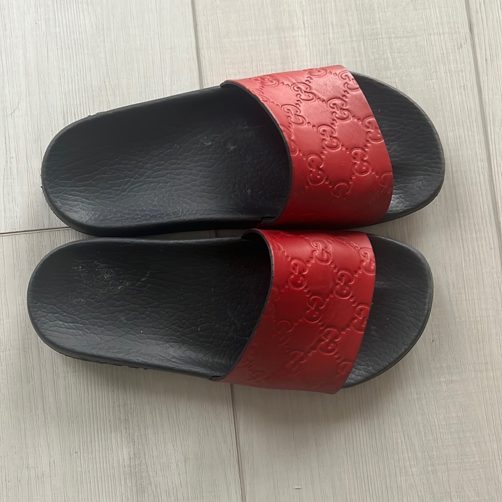 Gucci slides